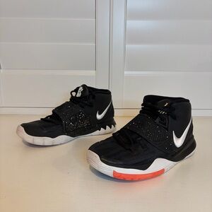 Nike Kyrie Irving Kids Jet Black Basketball Sneakers Size 6Y